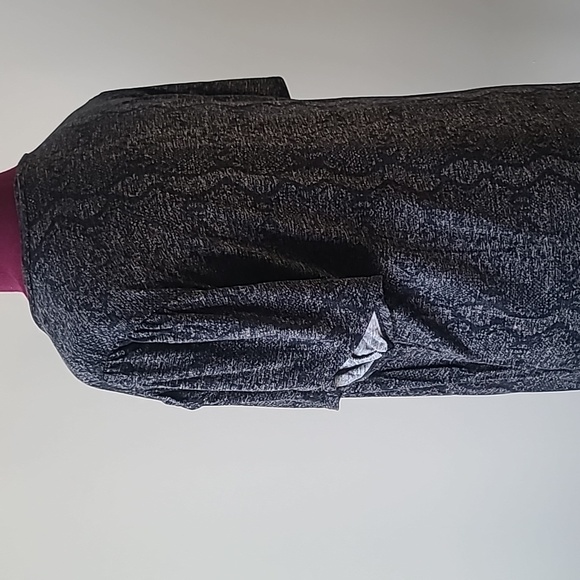 Snake Print Tulip Sleeve Top - LLR Olive - Picture 3 of 4